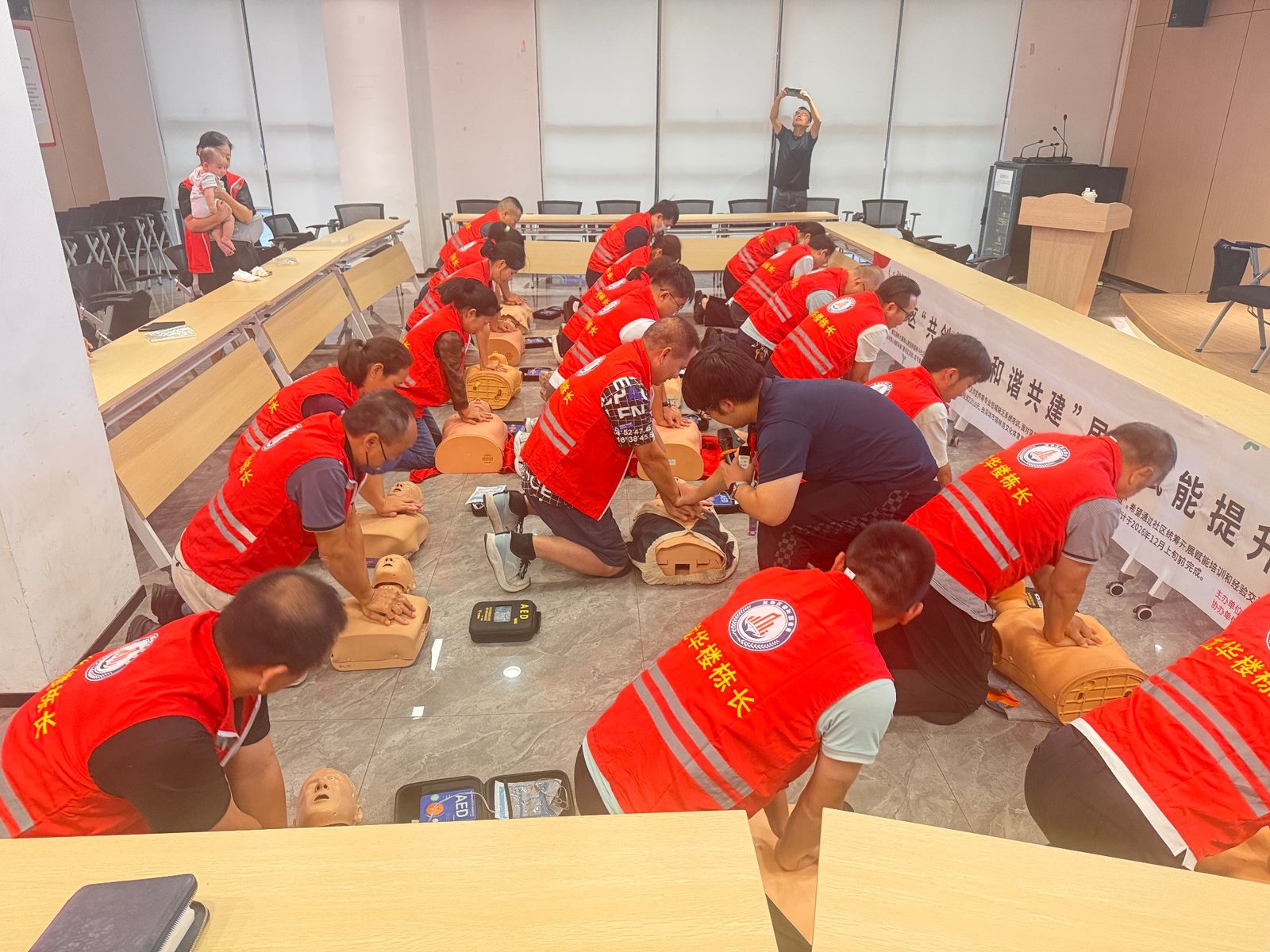 民生微实事 · 龙华区居民急救赋能培训实操